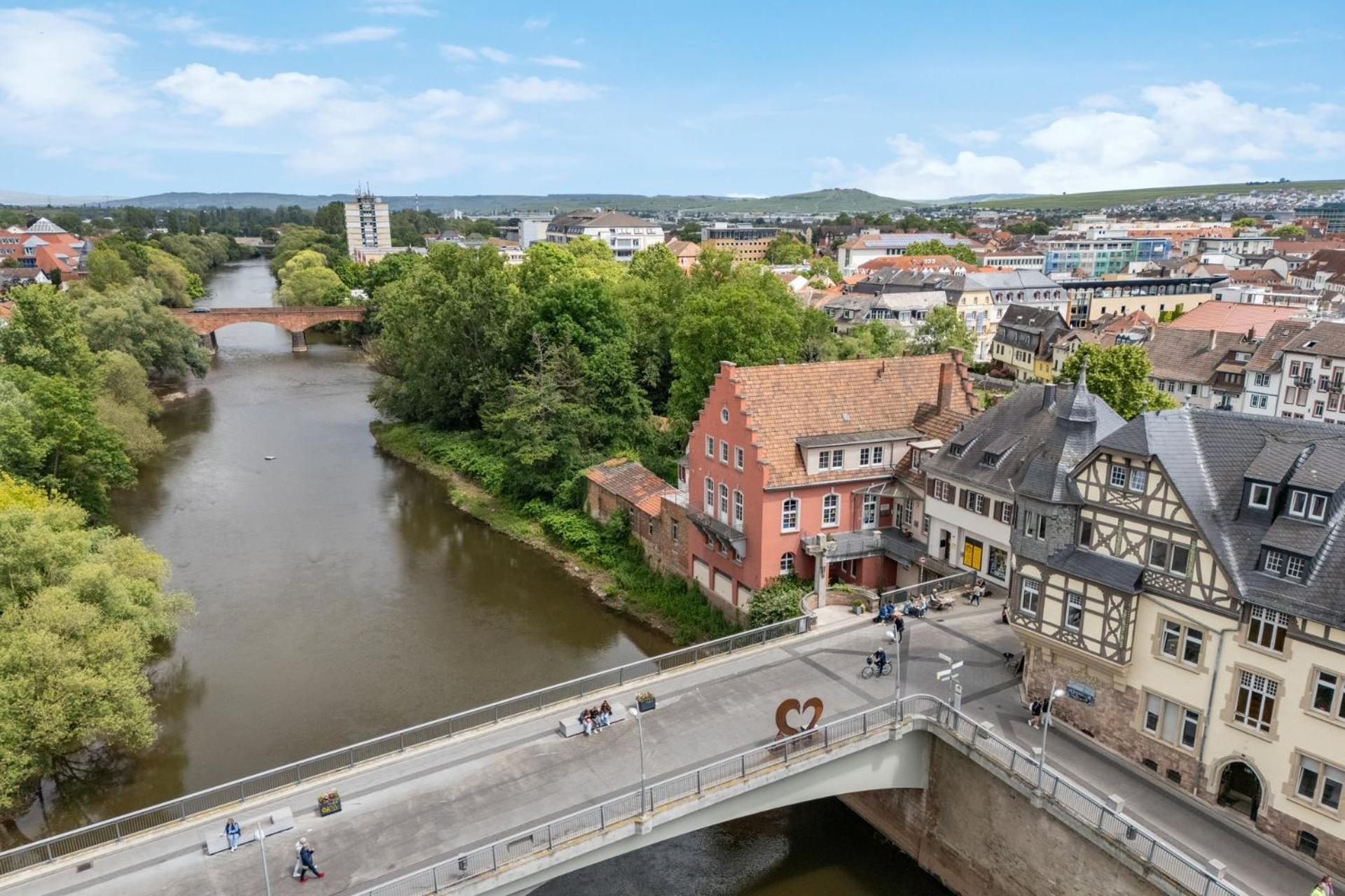 Altstadt Apartment Am Wasser Mit Parkplatz Und Grossem Garten Bad Kreuznach Kültér fotó